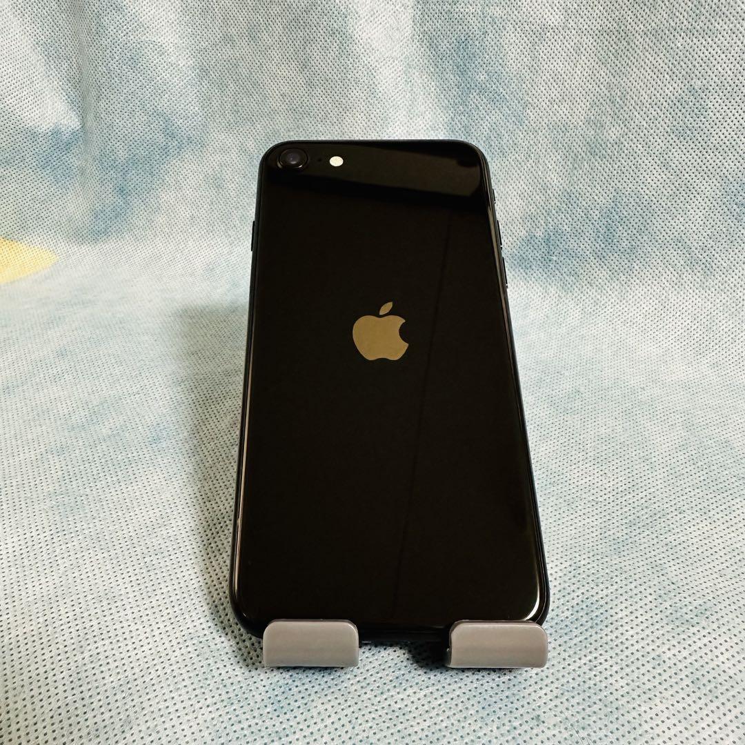 第2世代 iPhoneSE 128GB ブラック MXD02J/A SIMフリー