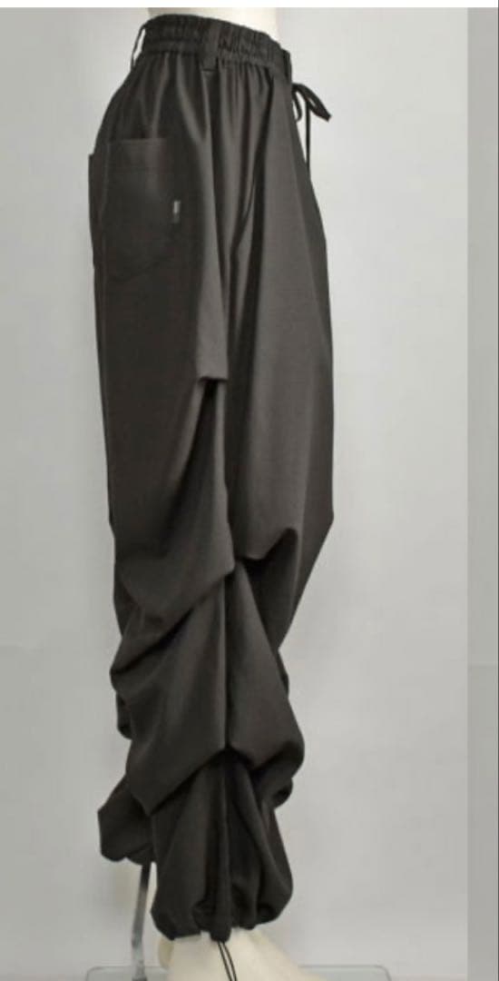 ayane ドレープタック カーキ エンジニアパンツ ayane ドレープタック カーキ エンジニアパンツ