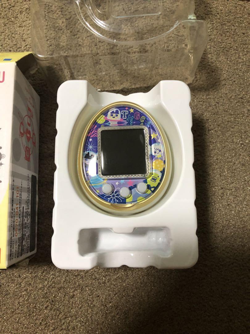 Tamagotchi 4U ホワイト 本体