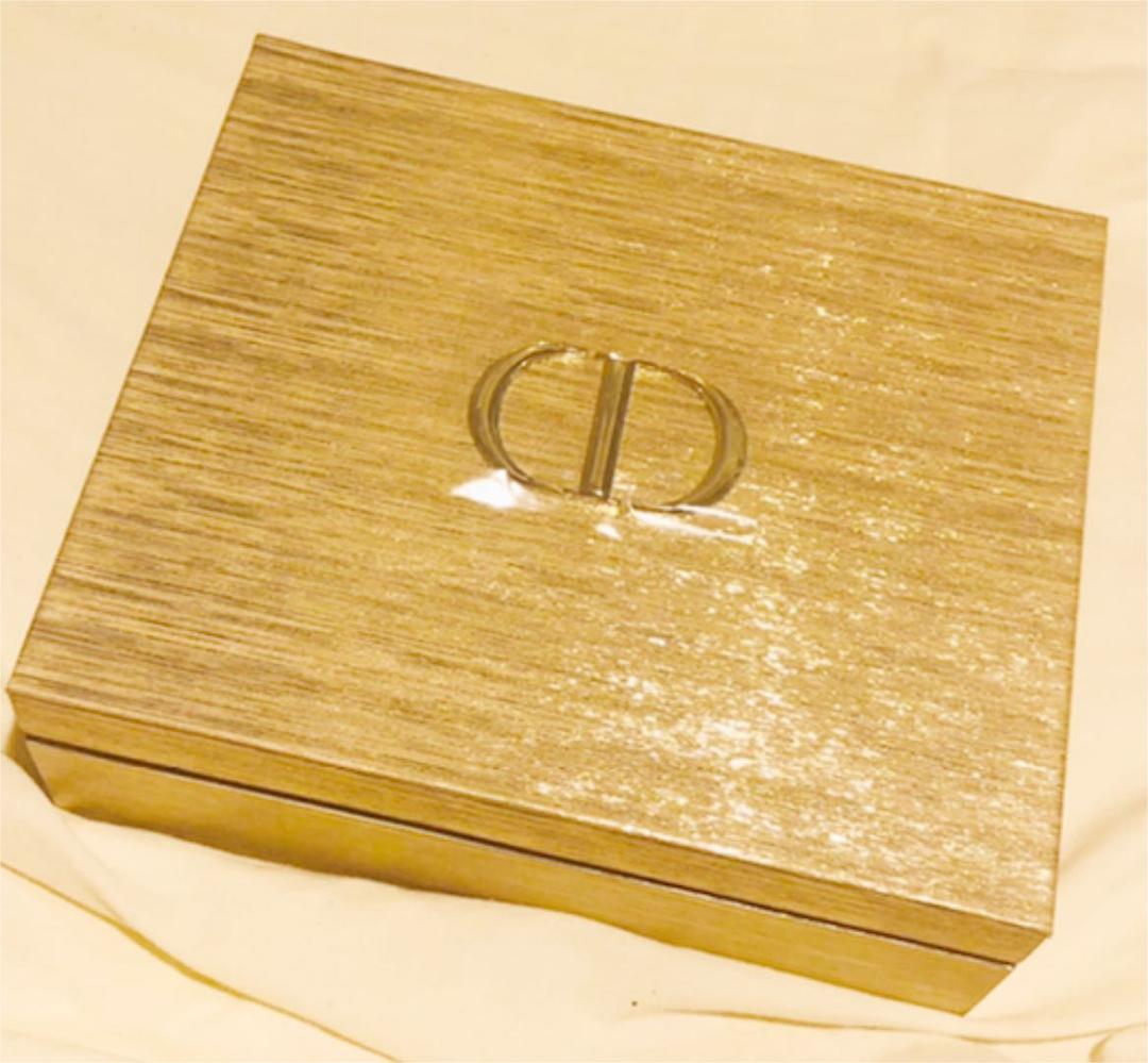 プレステージ ユイル ド ローズ コフレ (ゴールドボックス) プレステージ ユイル ド ローズ コフレ (ゴールドボックス)