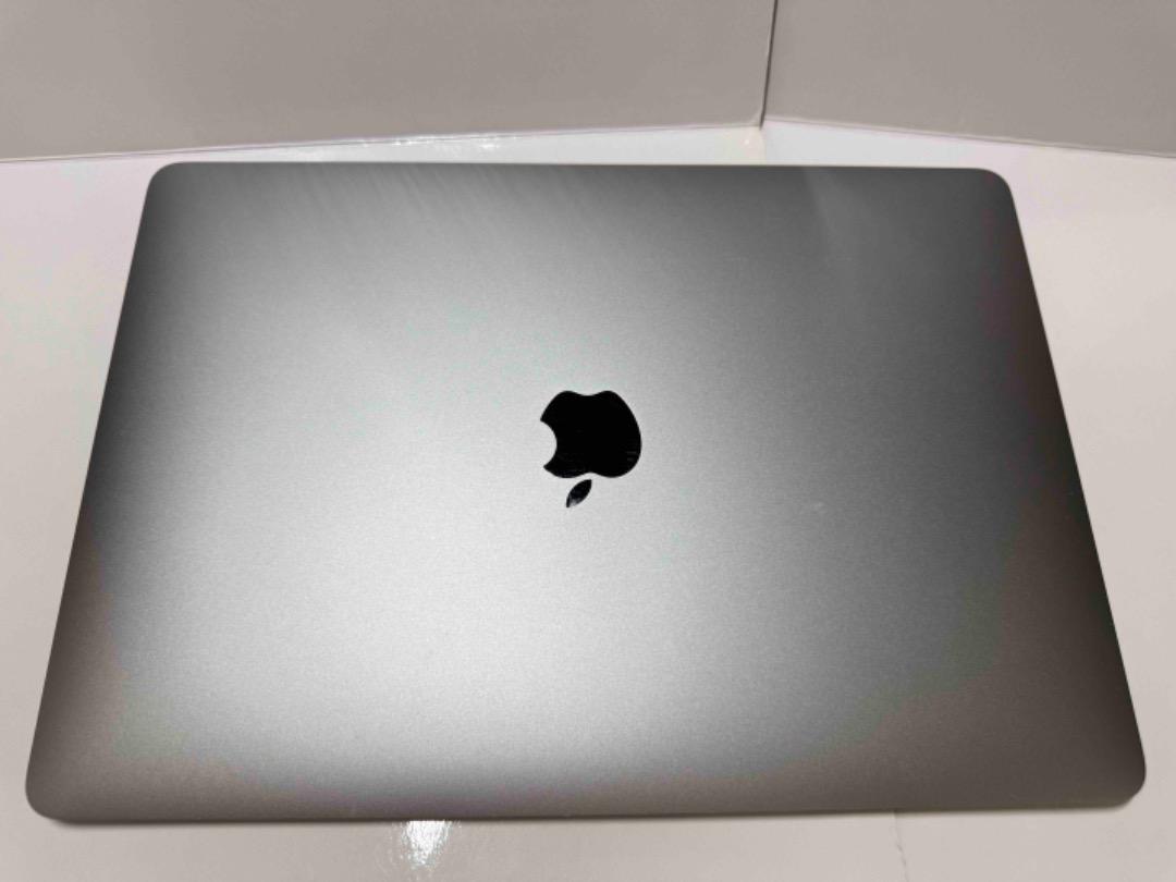MacBook Air 2019 16GB、128GB、貴重US配列キーボード