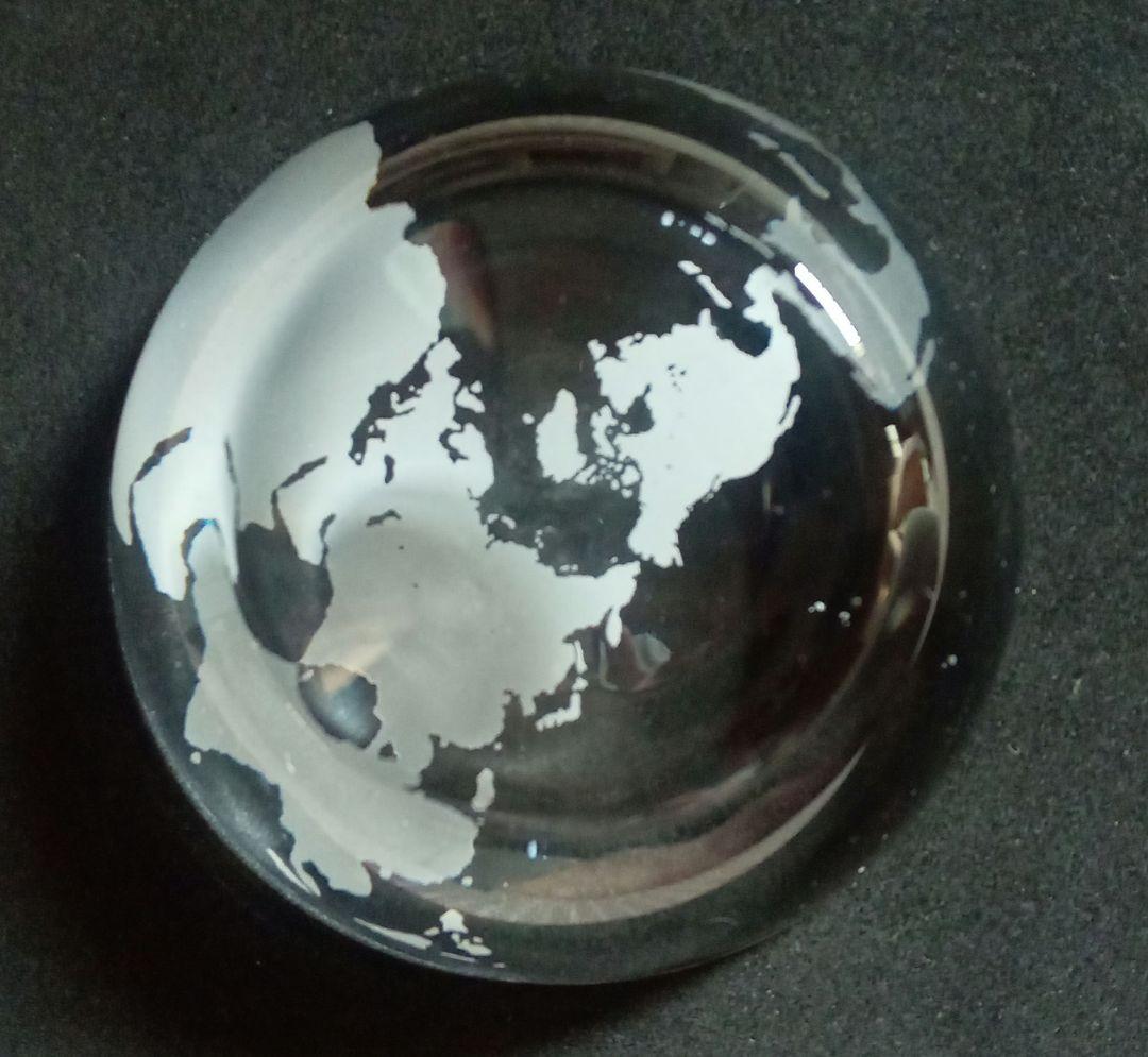 Hoya Crystal 世界地図 ペーパーウェイト