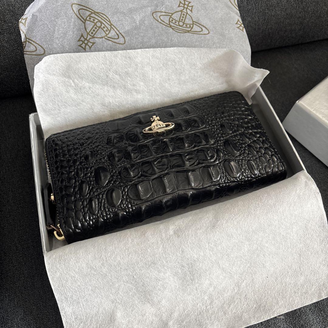 コ*ハ様 ヴィヴィアンウエストウッド長財布