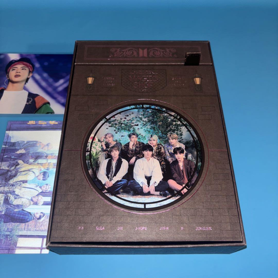 BTS MAGIC SHOP Blu-ray ランダムフォト付（ジン） Blu-ray】BTS JAPAN MAGIC SHOP ジン VOL.5 - メルカリ