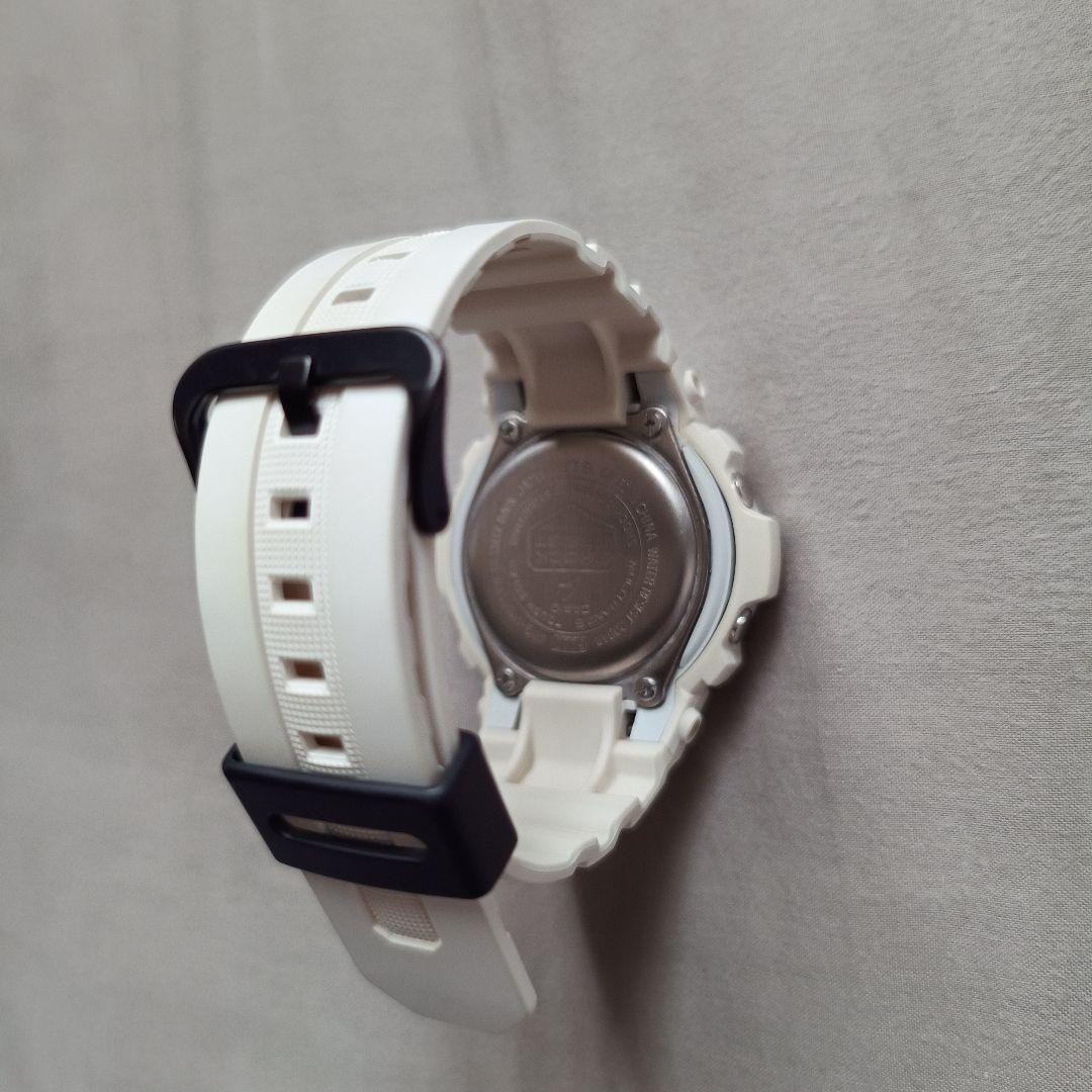 【送料無料】電波ソーラーG-SHOCK  ホワイト