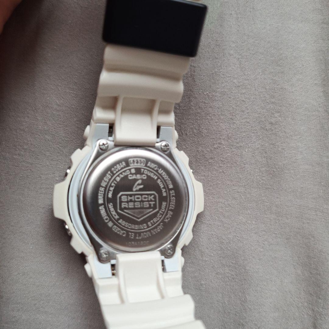【送料無料】電波ソーラーG-SHOCK  ホワイト