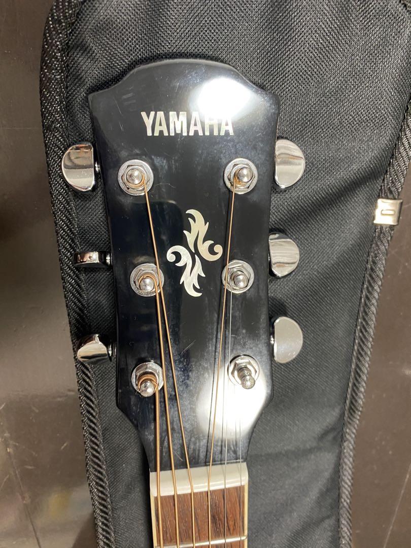 アコースティックギター　YAMAHA
