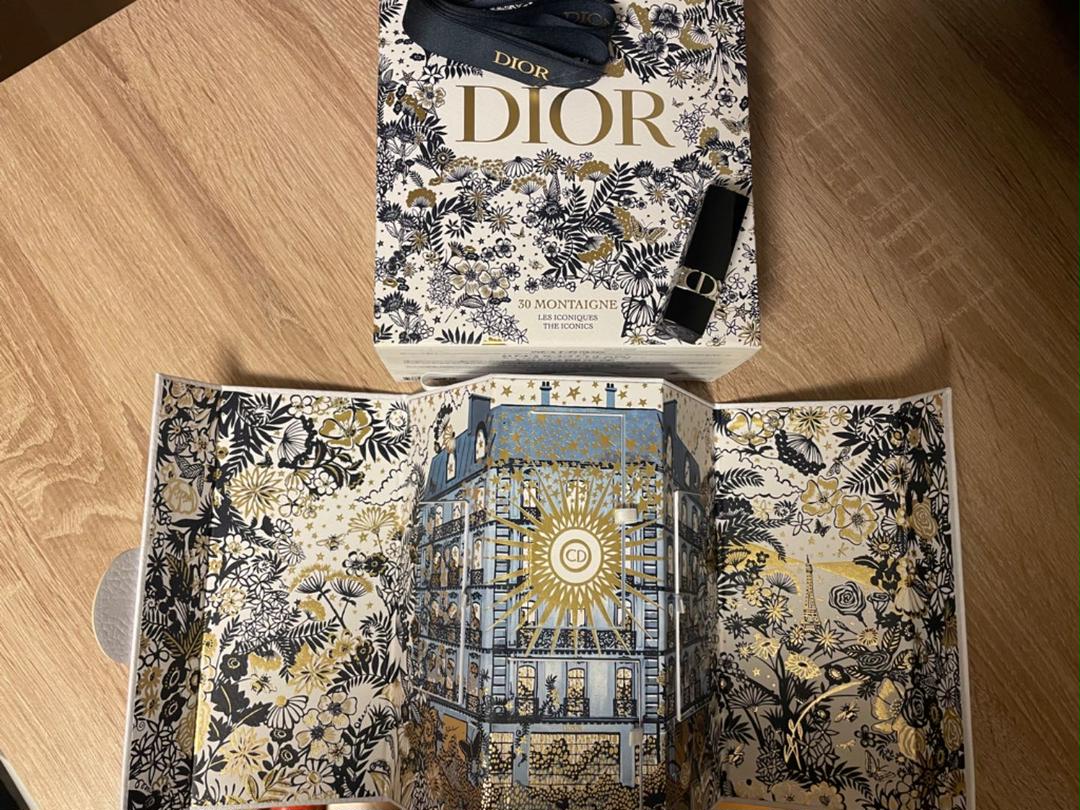 dior アドベントカレンダー 2021年(非売品) - メルカリ dior アドベントカレンダー 2021年(非売品) - メルカリ