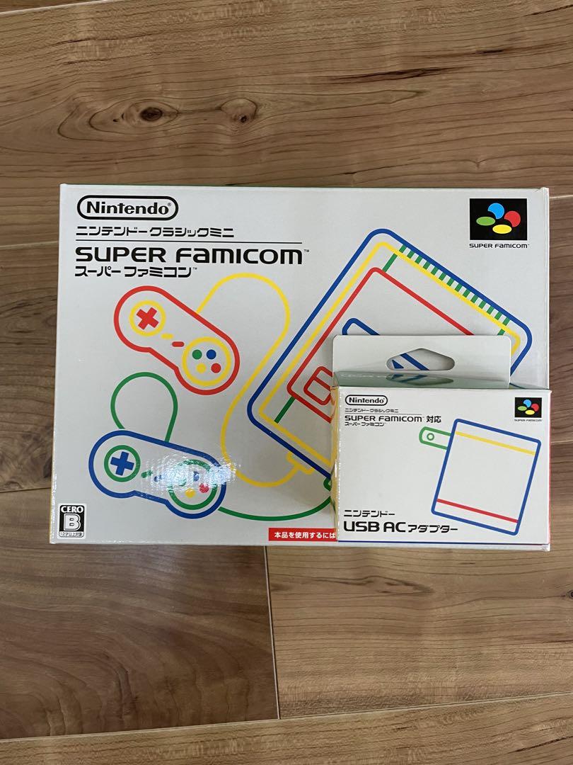 Nintendo ニンテンドークラシックミニファミコンと純正USBアダプター
