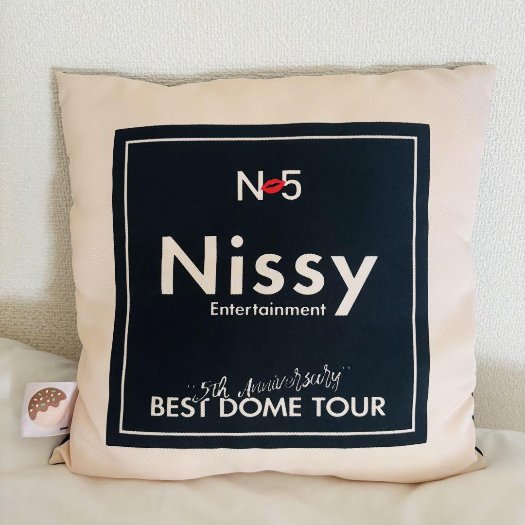 Nissy プレミアム グッズ クッション - メルカリ