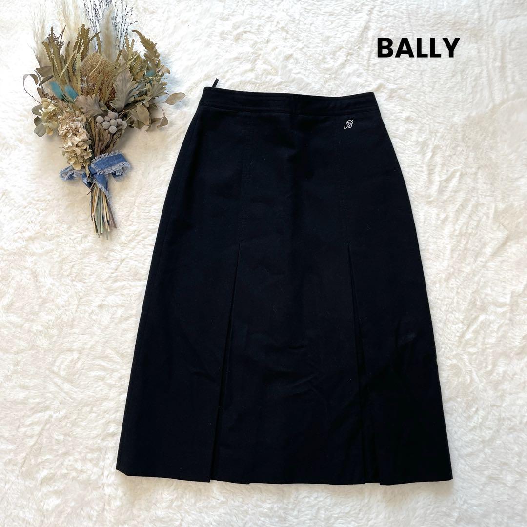 BALLY バリー 【36】 プリーツウールスカート 刺繍入り エレガント
