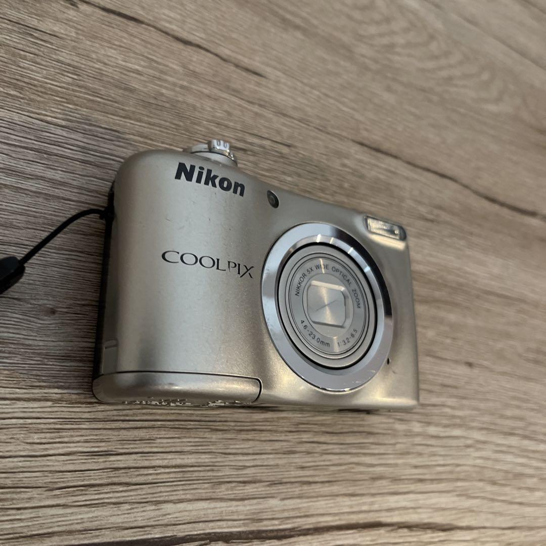 3216 Nikon COOLPIX A10 シルバー デジカメ