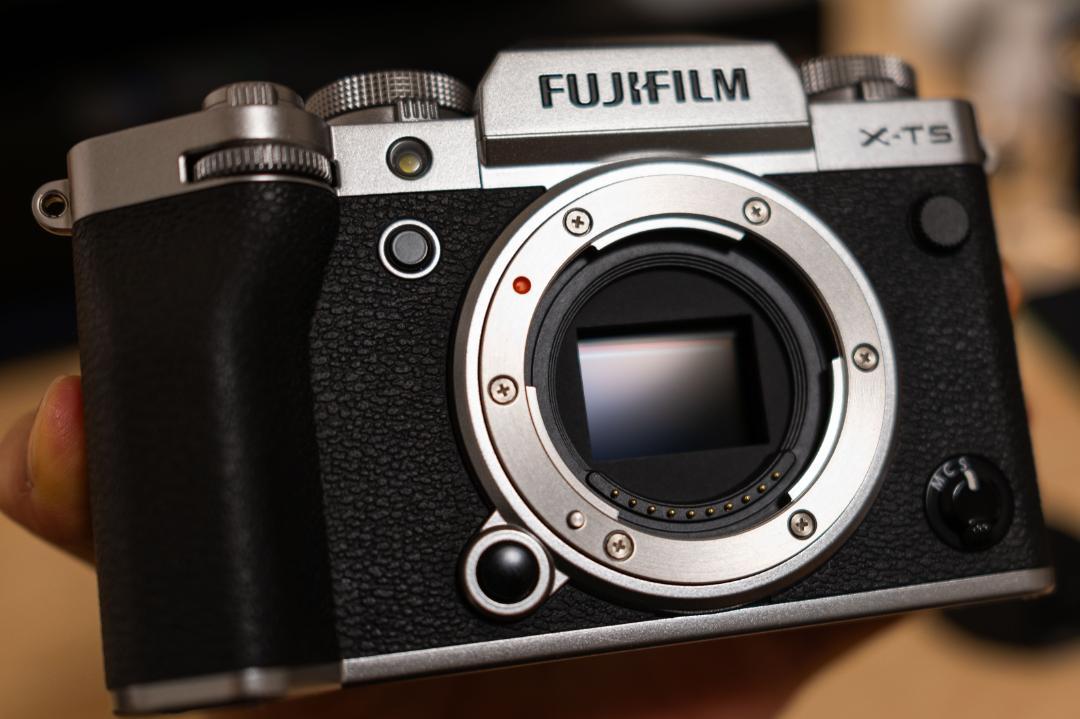 FUJIFILM X-T5 ボディ [シルバー]