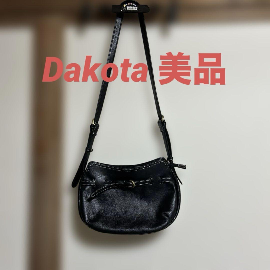 Dakota 極美品　ブラックレザーショルダーバッグレディースバッグ