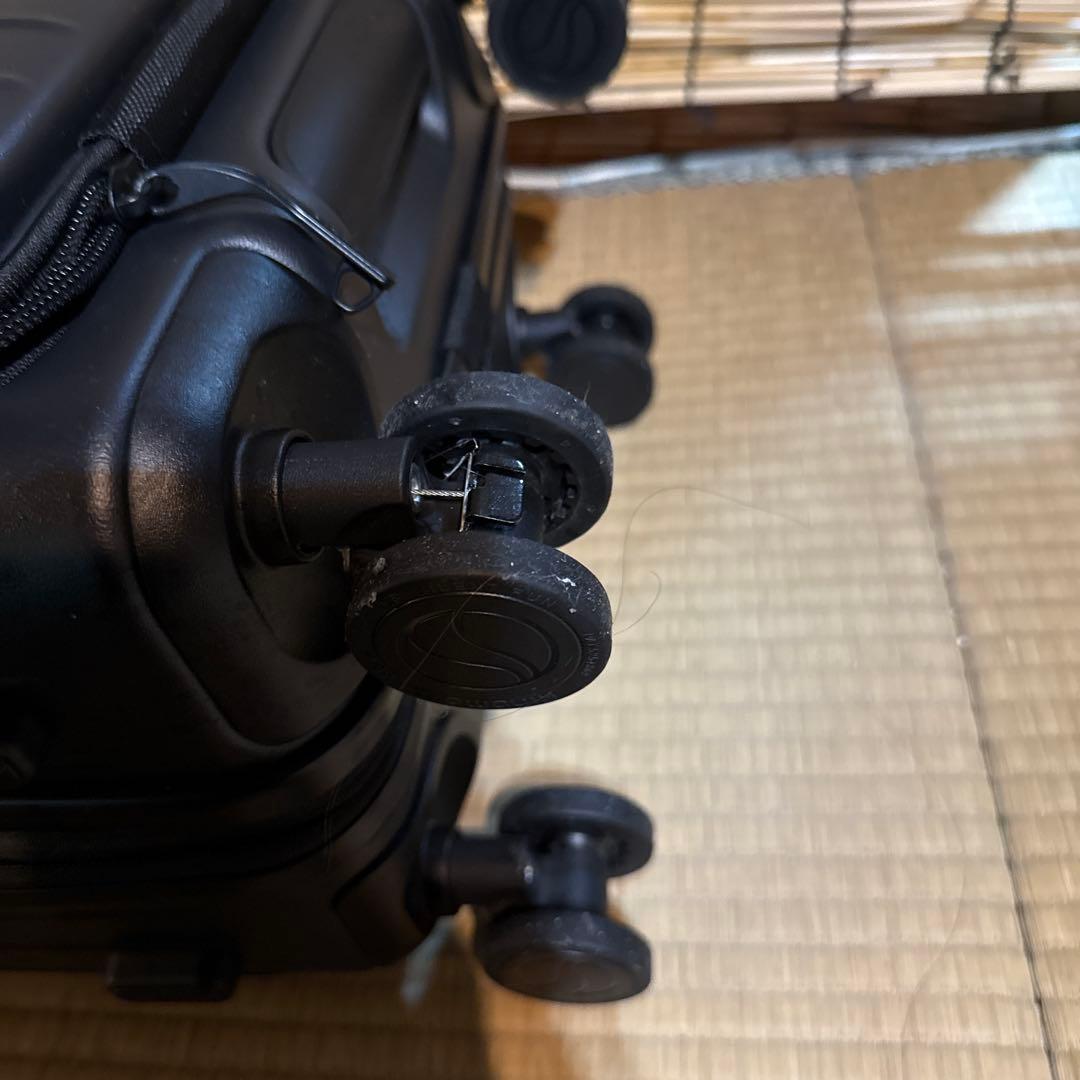 TIERRAL TOMARU 2.0 ブラック キャリーケース TSAロック付き TIERRAL TOMARU 2.0 ブラック キャリーケース TSAロック付き