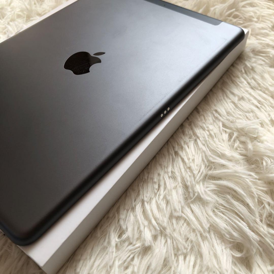 【即購入OK】iPad 第8世代 セルラーモデル【極美品】 #19 【付属品】