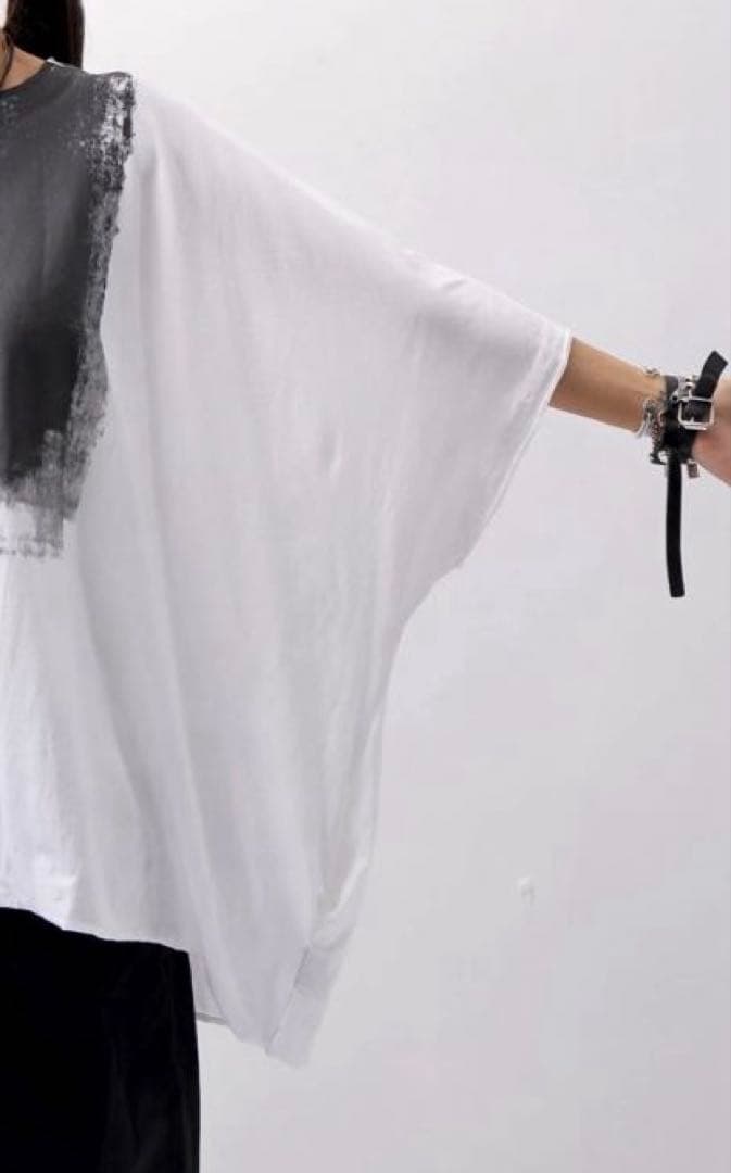 bajra UNISEX OVERSIZED PRINT TEE ホワイト