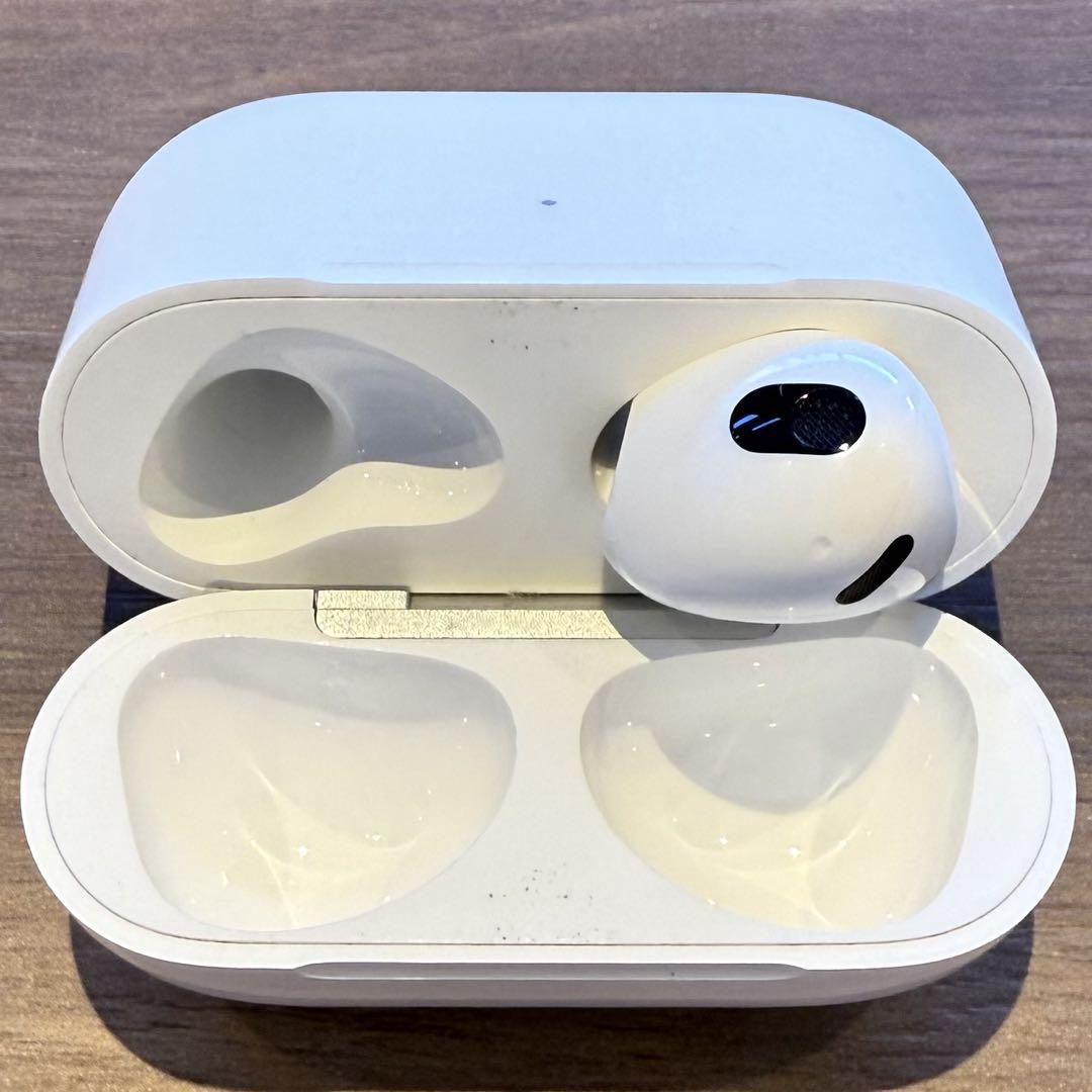 MagSafe充電ケース＋AirPods 3 左のみ