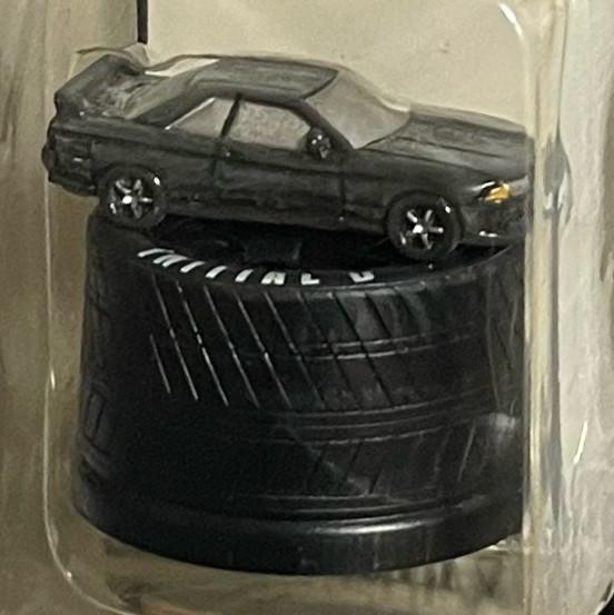 【レア】頭文字イニシャルD ボトルキャップ +ローソン東京モーターショー開催記念 頭文字D 日産スカイラインGT-R ボトルキャップ イニシャルD