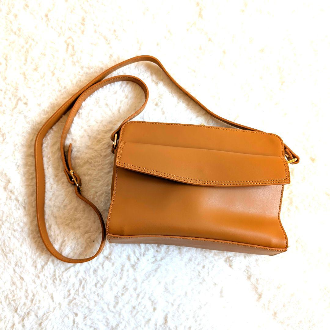 【美品】Milos　ミロス　レザー　ショルダーバッグ　クロスボディ　ユニセックス