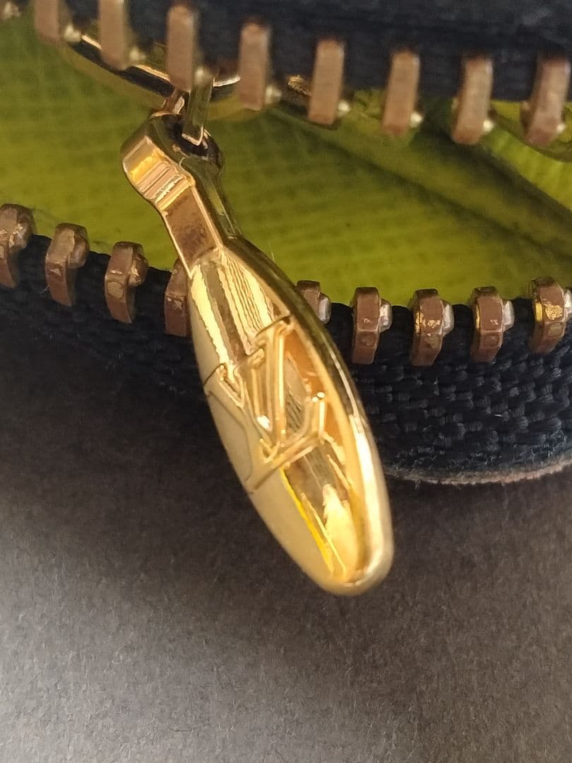 極上品 ルイヴィトンモノグラムジッピーウォレットーマルチカラー 極上品 ルイヴィトンモノグラムジッピーウォレットーマルチカラー