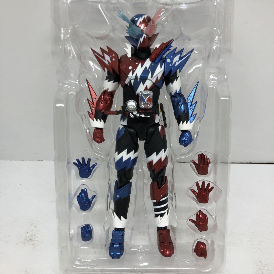 kny26278#61 フィギュアーツ 仮面ライダーラビットタンクスパーク