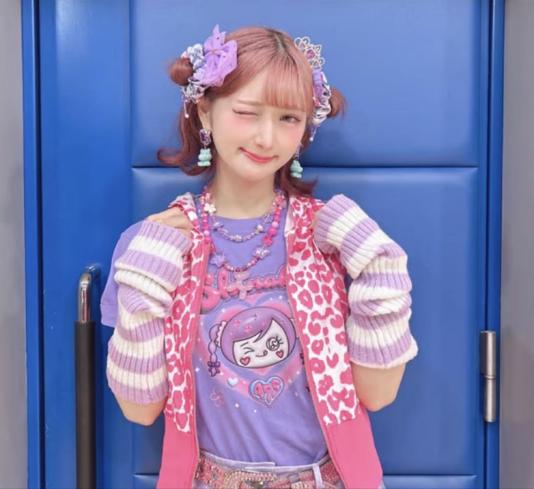 しなこ 三つ編みツインテール Tシャツ 元祖しなこTシャツが進化した！三つ編みツインテールパープル