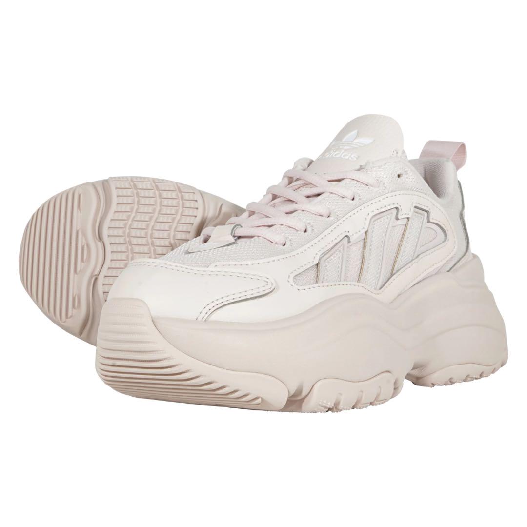 adidas オズガイア 厚底スニーカー