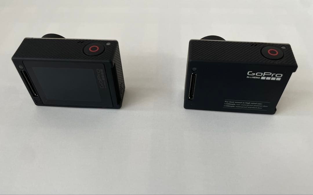 GoPro HERO4 シルバー&ブラック2台セットとアクセサリー