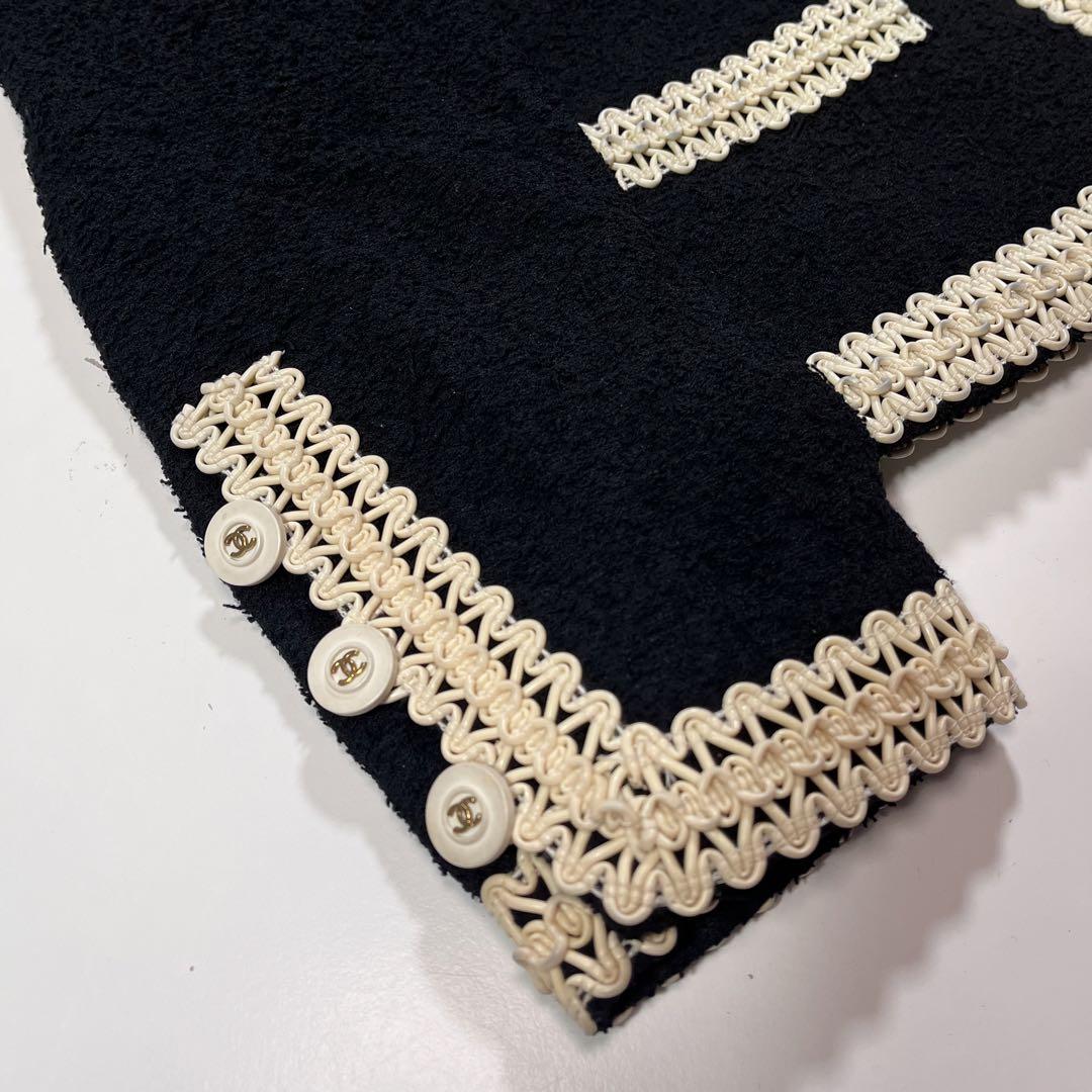 ✟ CHANEL
