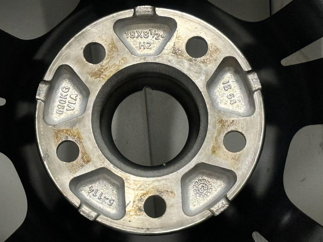バリ溝‼️黒艶アルミ235/40/R18MICHELIN 赤字覚悟⇒22,050円 XーICE スタットレス