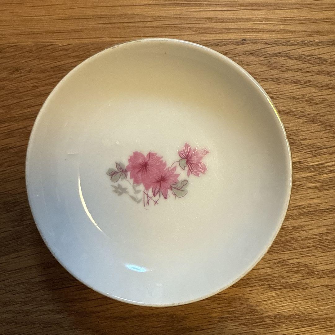 台湾レトロ】食器 豆皿 花柄 アンティーク（台湾うつわ散歩