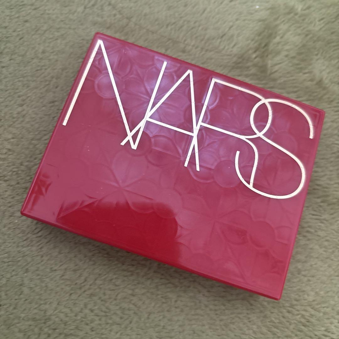 NARS リフティングセッティングパウダープレストN