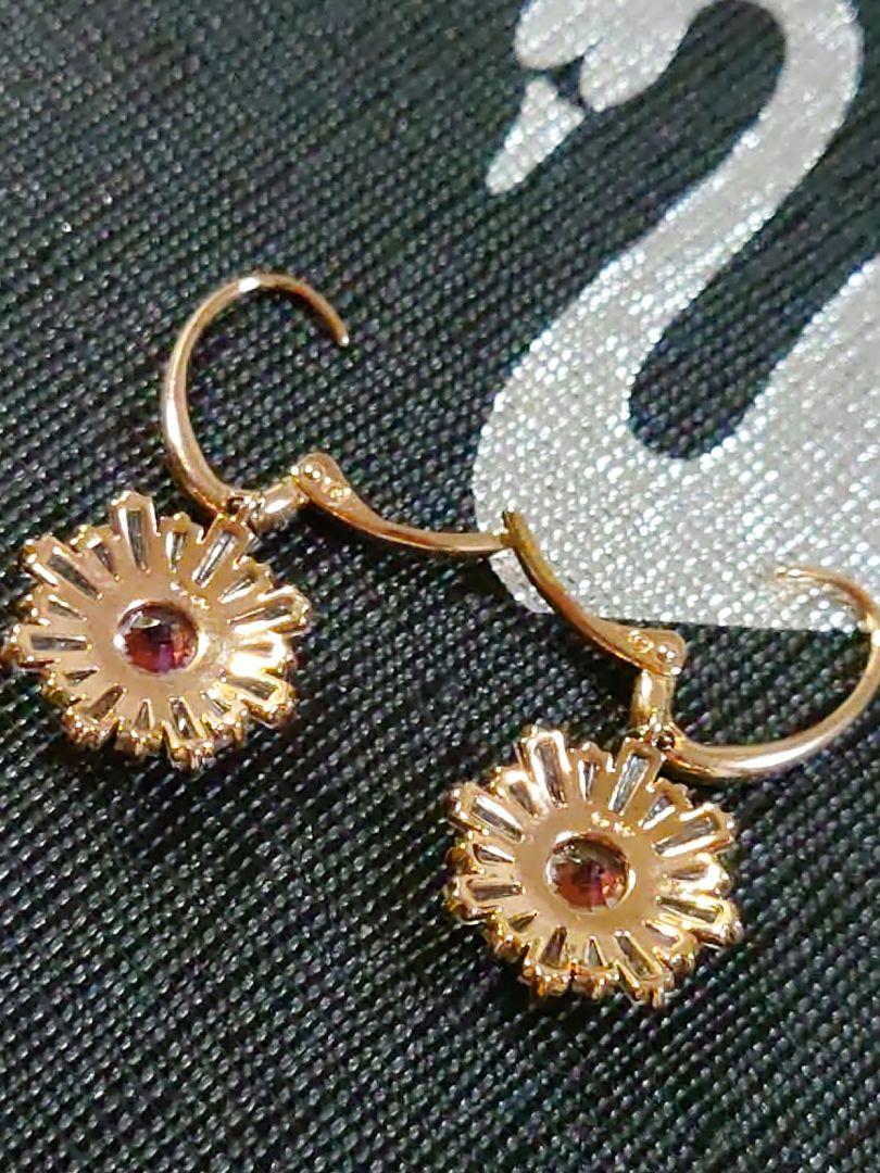 SWAROVSKI　 Idyllia ドロップピアス　ミックスカット
