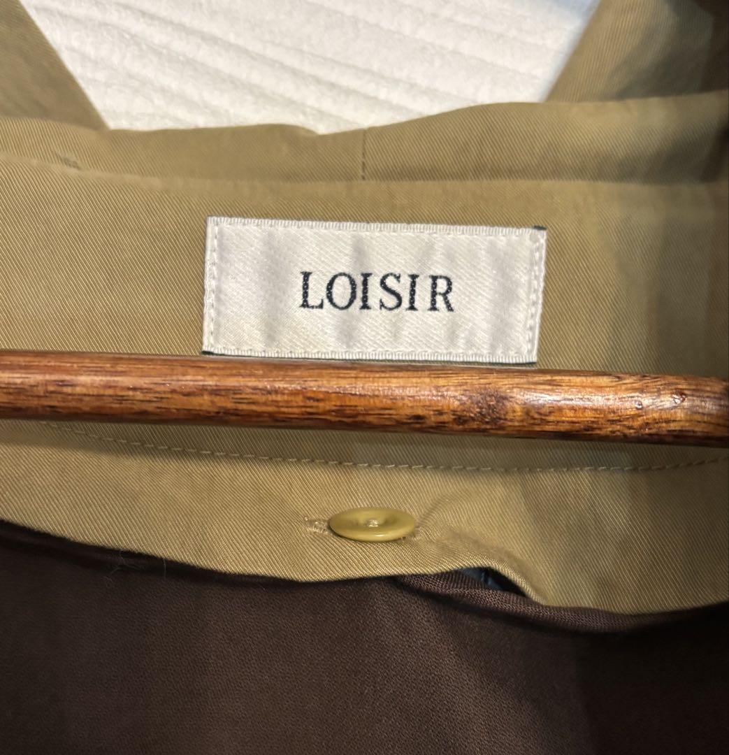 LOISIR フード付き　カーキ寄りのベージュ色 ロングコート
