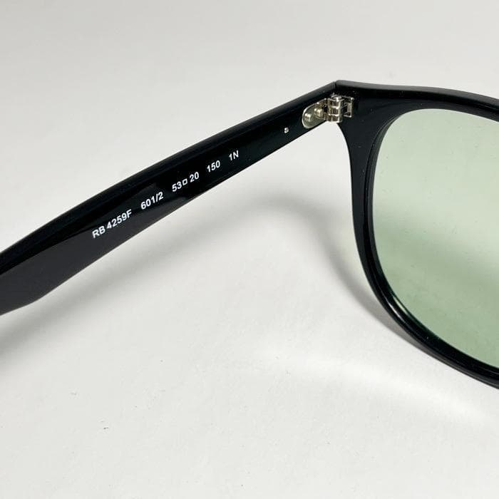 【新品正規品】RB4259F-6012　レイバン　サングラス　ライトグリーン