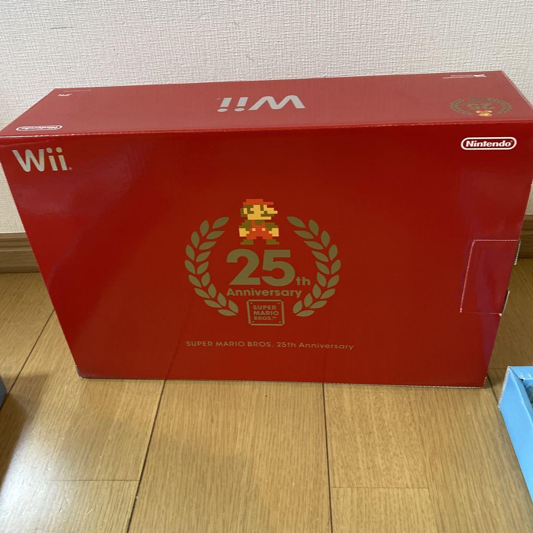 美品　任天堂 Wii　本体 スーパーマリオ25周年仕様 レッド　赤