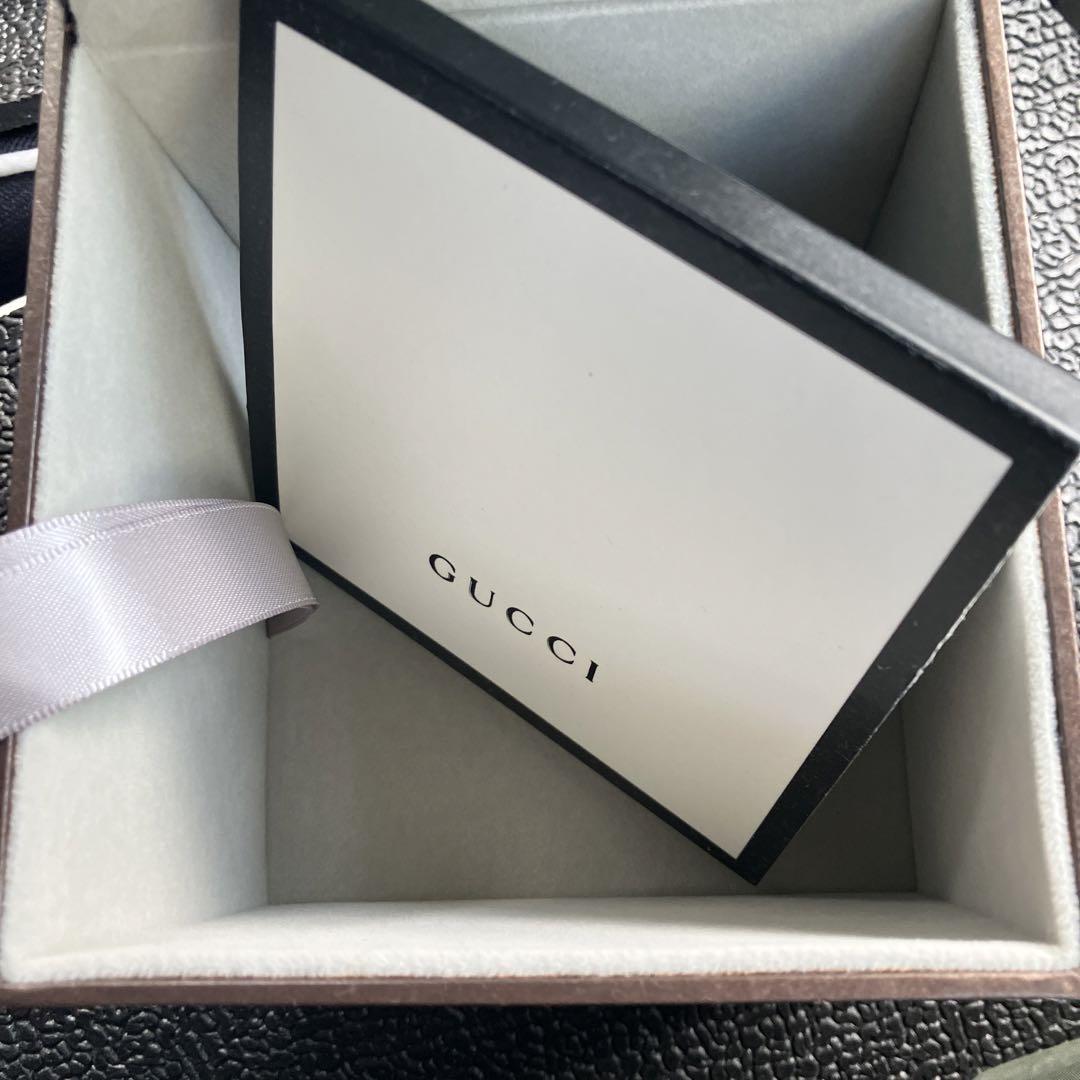 GUCCI グッチ　シンク　SYNC 腕時計　メンズ　137.1 ラバーベルト