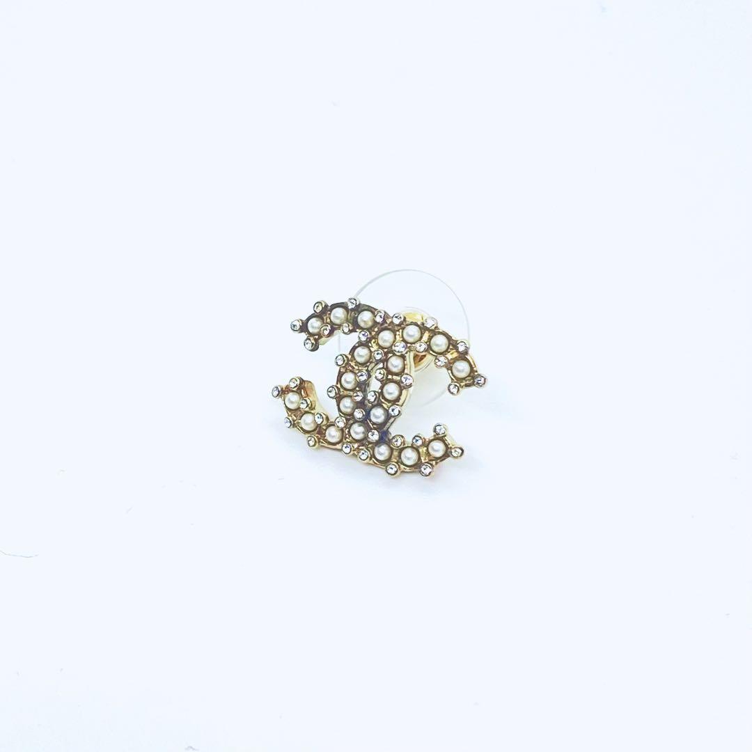 CHANEL シャネル　ピアス　片耳　ココマーク　刻印　定番
