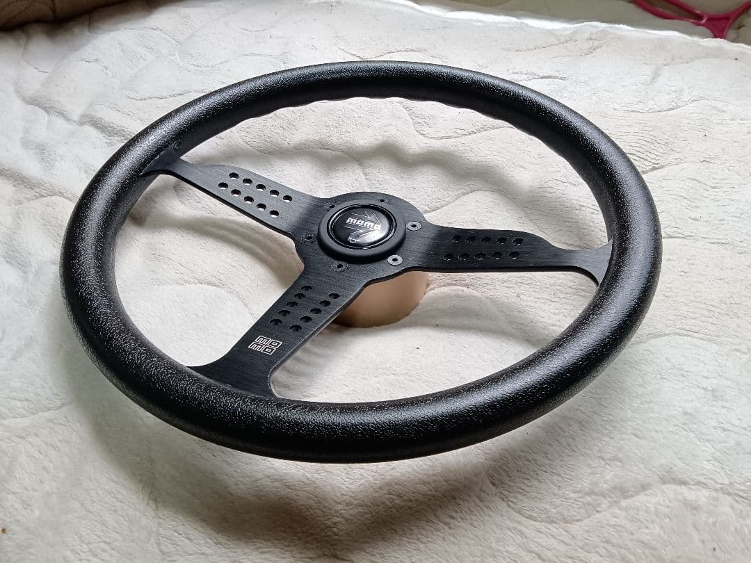 汎用ステアリング MOMO 35π