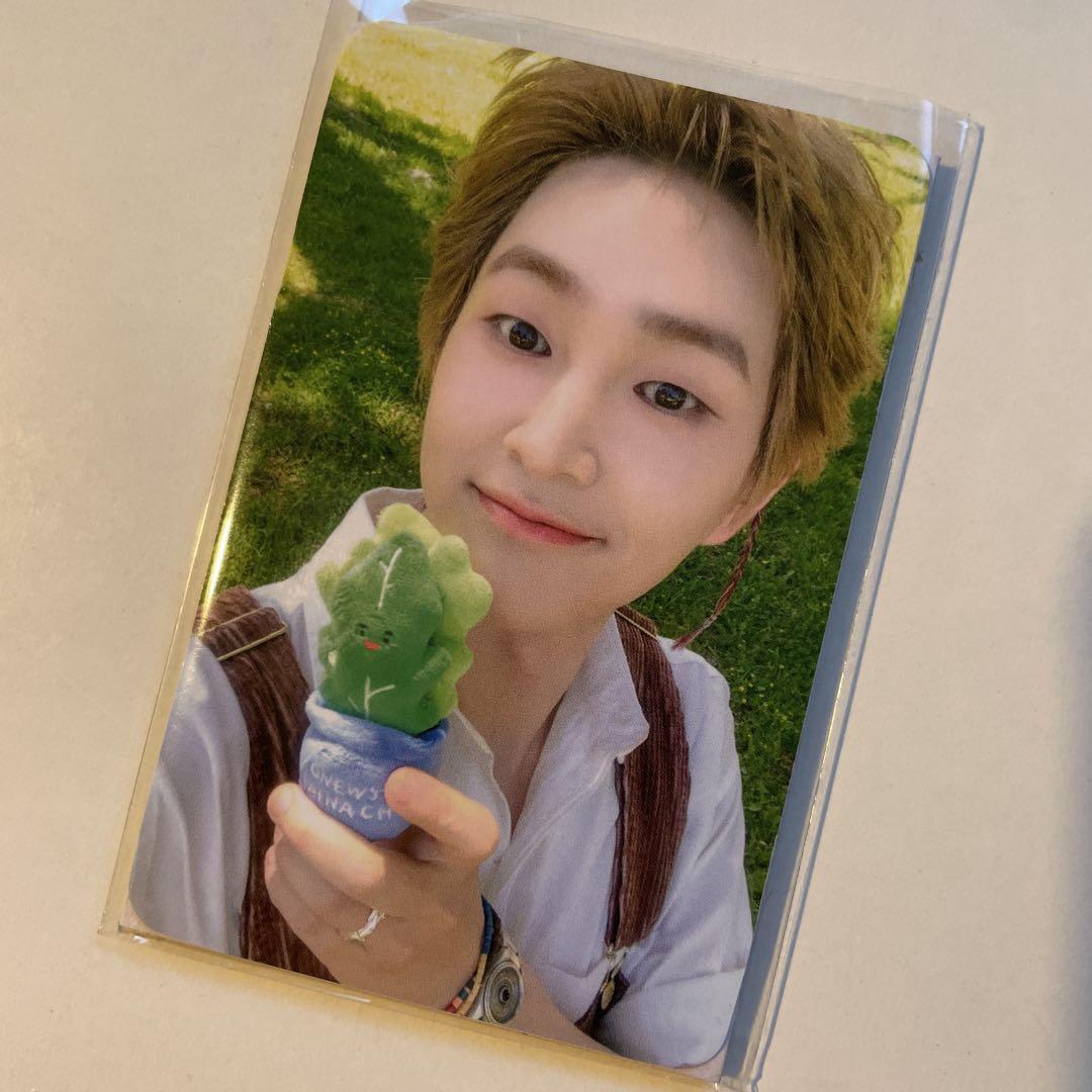 ONEW オニュ PERCENT popup グッズ トレカ - メルカリ