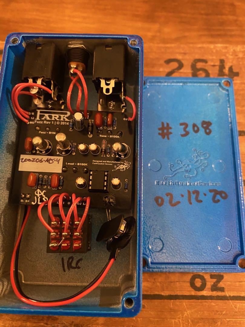 ギター EarthQuakerDevices Colby Fuzz EQD Bender