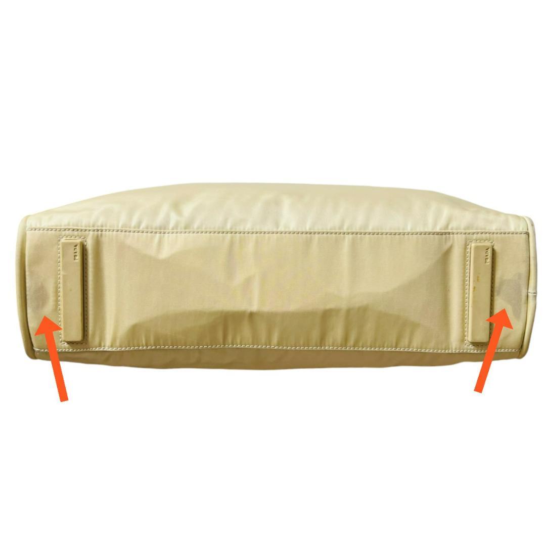 【美品】PRADA(プラダ)トートバッグ ナイロン 三角ロゴ 希少色 ベージュ