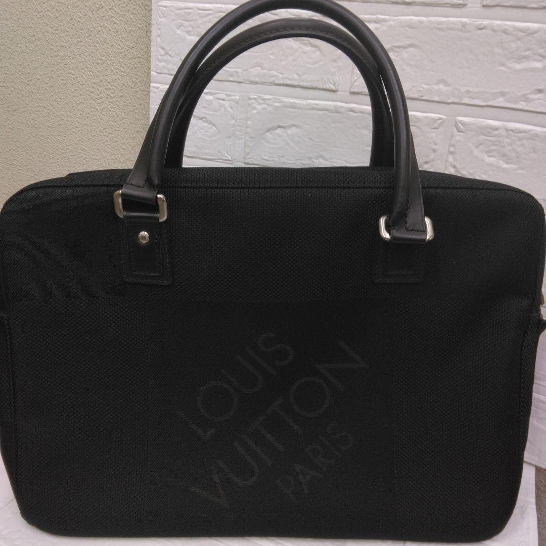 LOUIS VUITTON　 ルイヴィトン　ヤック　ビジネスバック　ダーク