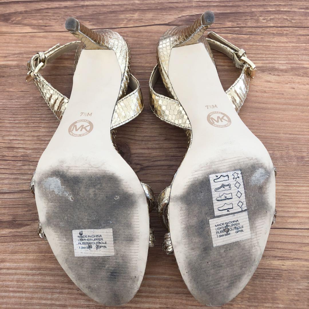 値下げ❣️美品定価¥4万 マイケルコースゴールドサンダル ミュール7.5 ...