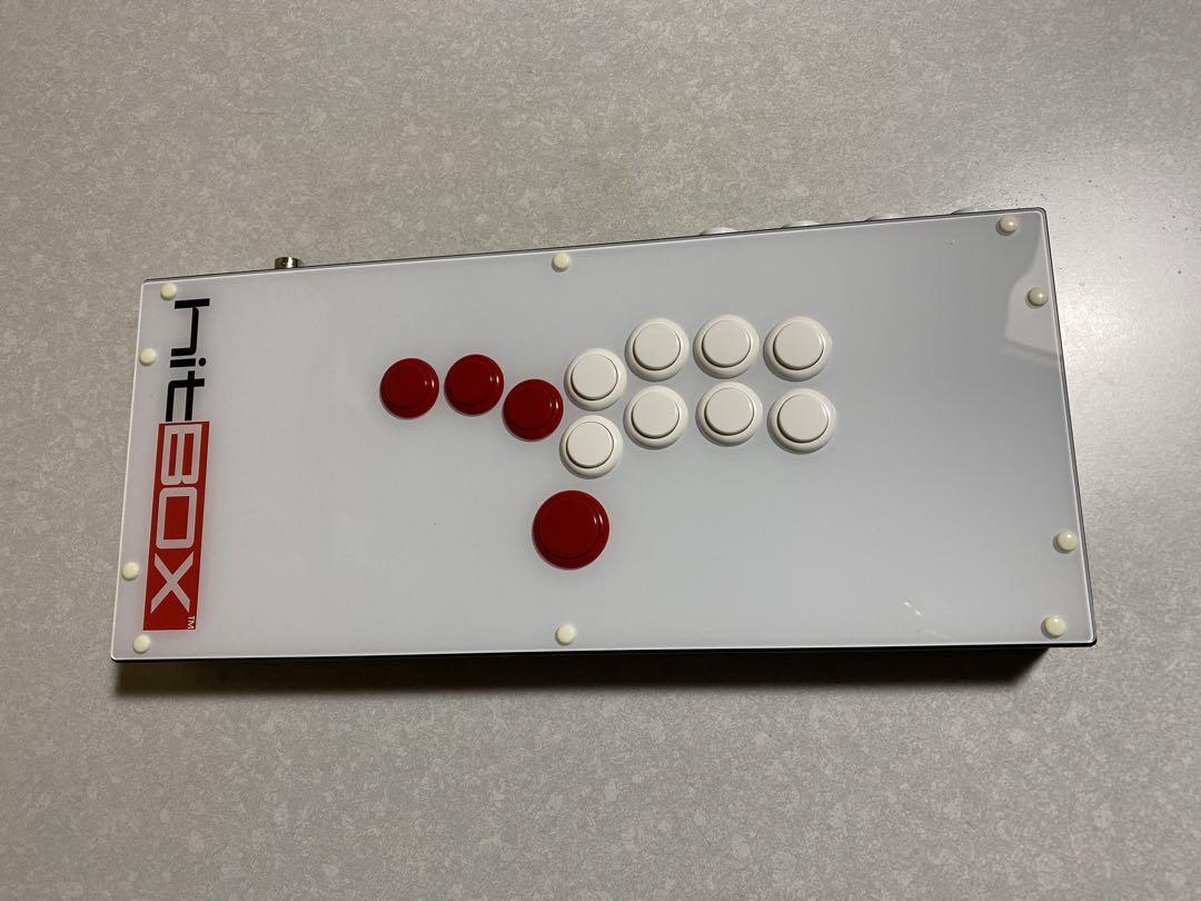 HitBox PS4 / PC/Switch対応 レバーレスゲームコントローラー 画像1