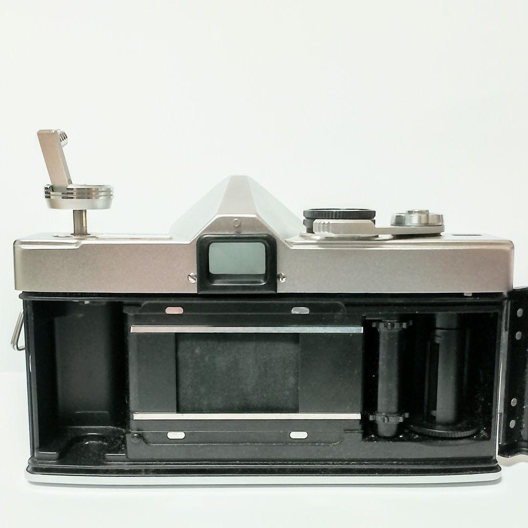 MINOLTA　SR-7　一眼レフフィルムカメラ+レンズ AUTO ROKKOR MINOLTA SR-7 一眼レフフィルムカメラ+レンズ AUTO ROKKOR