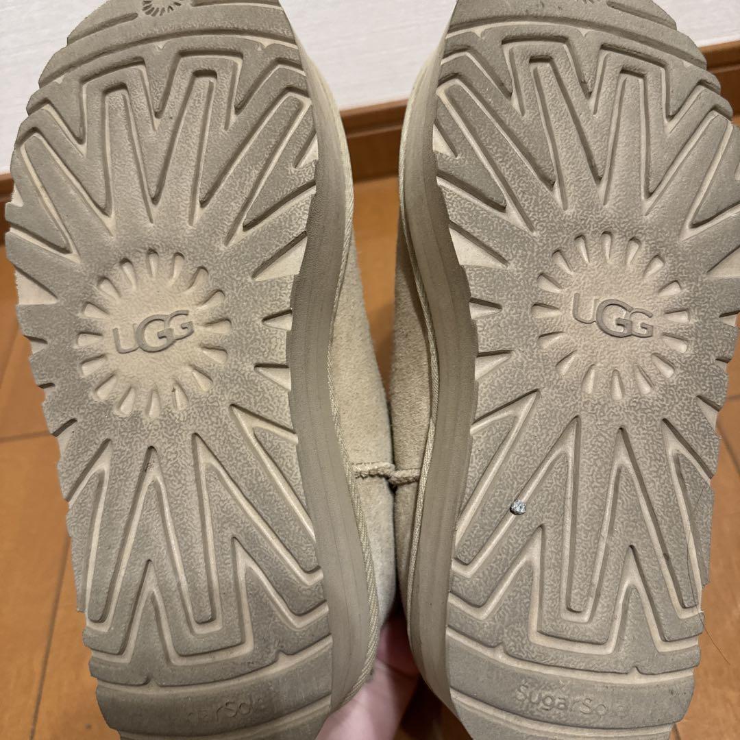 UGG アグ　クラシック ウルトラ ミニ プラットフォーム