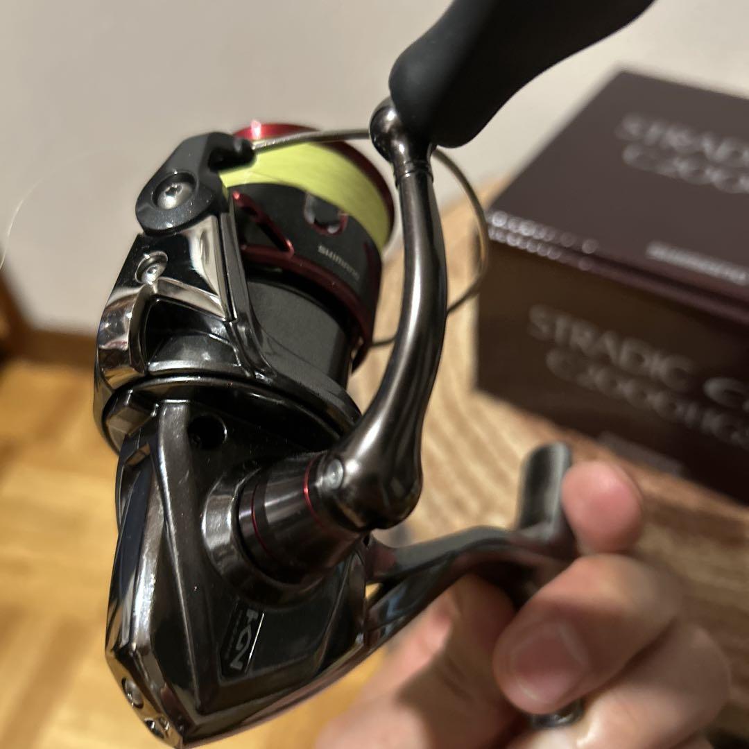 リール SHIMANO STRADIC C14+ C2000HGS