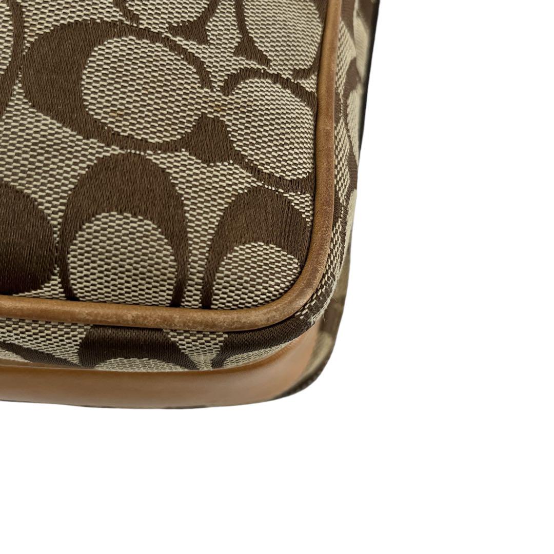 COACH  コーチ　ショルダーバッグ　カメラバッグ　シグネチャー　4270